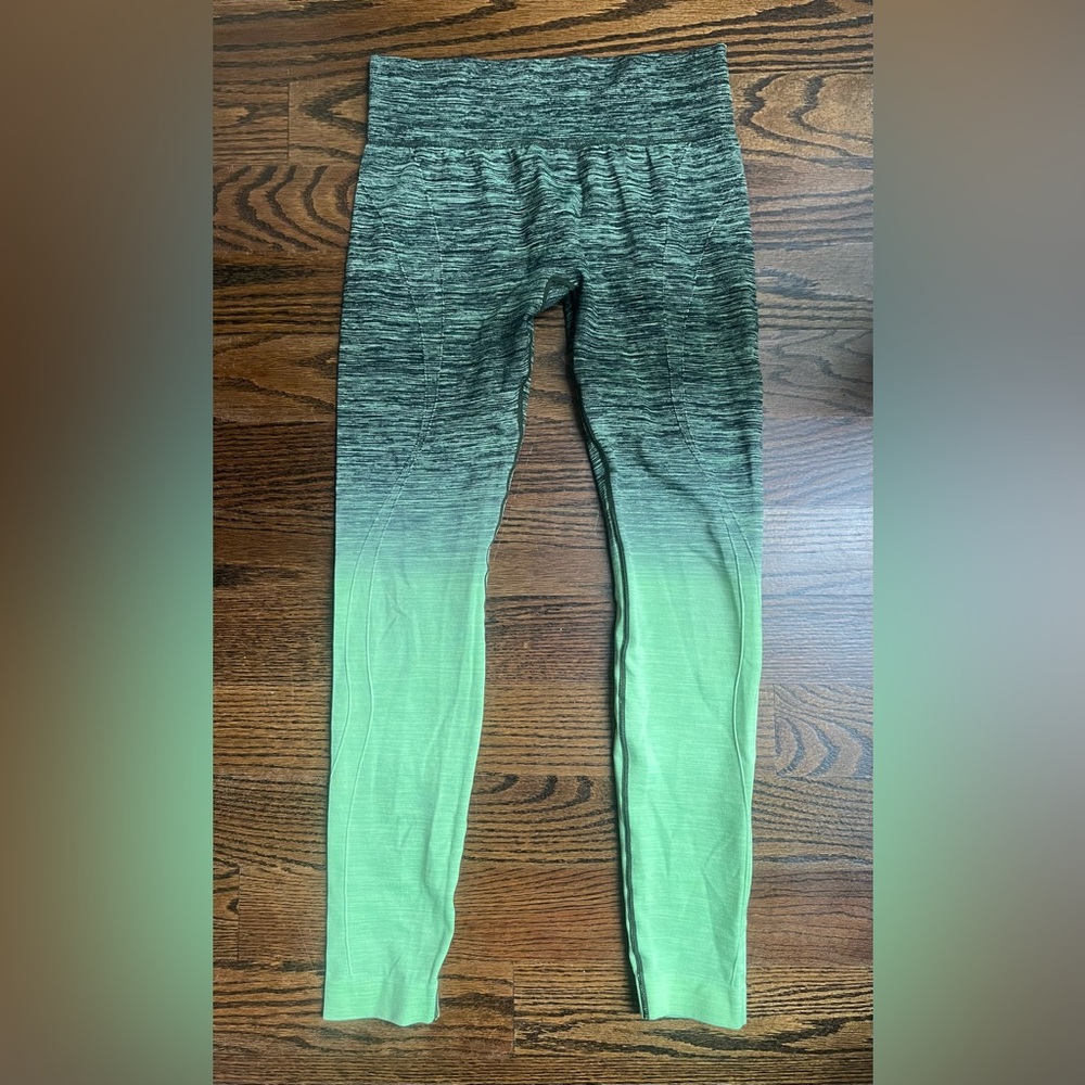 Itzon leggings women Sz. S green seamless